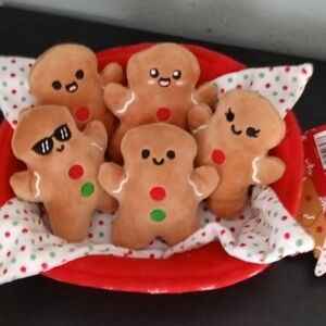 NWT Basket of Emotional Support Pals